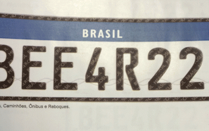 Contran adia obrigatoriedade das novas placas veiculares do Mercosul