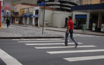 Comissão aprova padronização de calçadas para circulação de deficientes