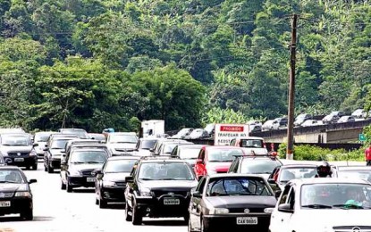 No feriadão, estradas paulistas recebem mais de 1,3 milhão de veículos