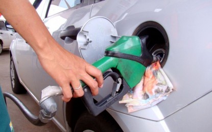 Petrobras deve anunciar ainda neste ano redução no preço da gasolina