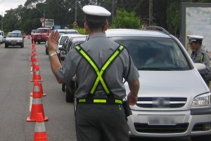 agentes-de-transito-reivindicam-porte-funcional-de-arma-de-fogo