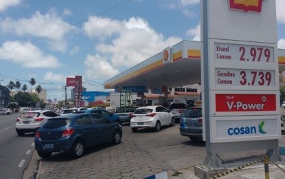 Postos de combustível não baixaram preços de gasolina e diesel