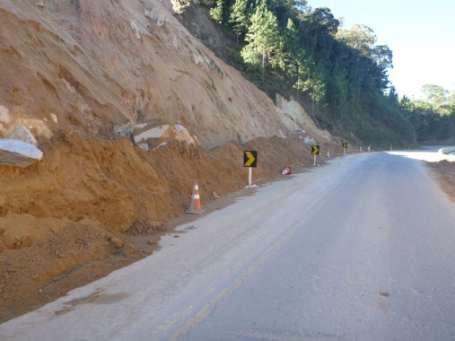 pesquisa-cnt-aponta-582-das-rodovias-com-problemas