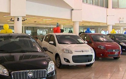 Venda de veículos cai 17,22% em outubro, segundo Fenabrave