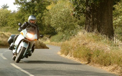 Viagens de moto exigem cuidados e precauções