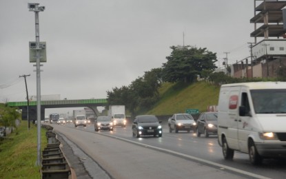 Novo radar passa por teste na Rodovia Santos Dumont