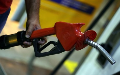 Preço da gasolina cai ao menor valor em 16 meses, aponta ANP
