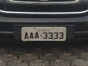 contran-publica-norma-facilita-vida-placa-carro-clonada