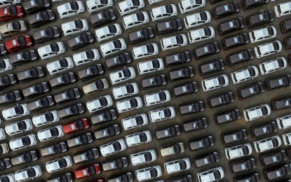 Governo tem 15 dias para definir se 2018 começará com nova regra no IPI de carros