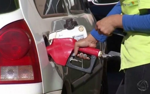 preco-da-gasolina-volta-a-subir-e-renova-maior-valor-do-ano