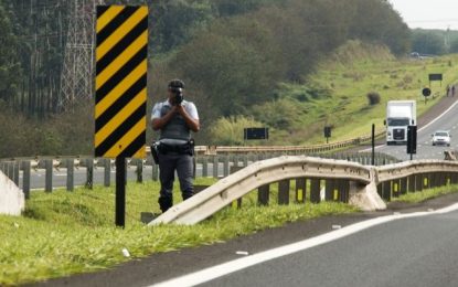 Policiais rodoviários com radar não poderão mais se esconder