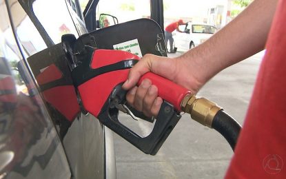 Preço médio da gasolina sobe pela 12ª semana seguida e se aproxima de R$ 4,20