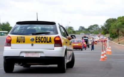 Projeto cria exame nacional para instrutores e examinadores de trânsito