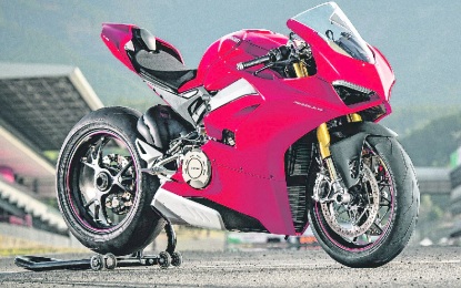 Conheça os comandos da sua moto