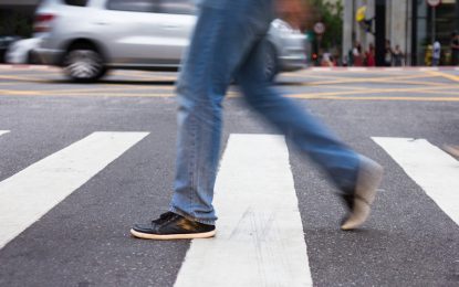 Resolução para multar pedestres e ciclistas pode ficar só no papel