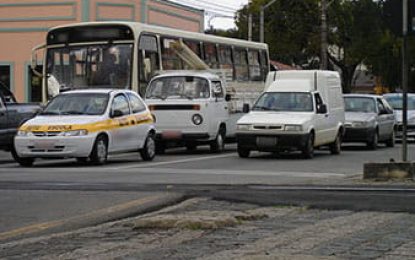 PL pretende alterar o sistema de vinculação de instrutores de trânsito