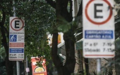 Prefeitura de SP suspende zona azul no entorno de unidades de saúde