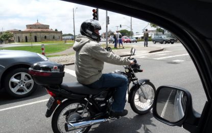 Viseira aberta: quando é infração de trânsito?