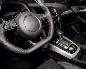 Por que não é possível fazer aula na autoescola em carro de câmbio automático?