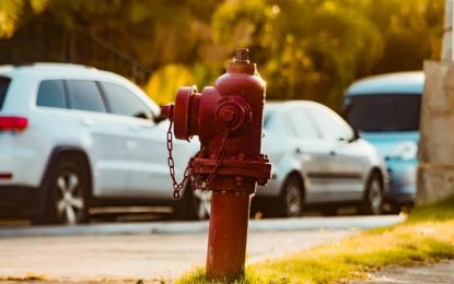 Por que estacionar junto a hidrante de incêndio é infração de trânsito? Veja a resposta!