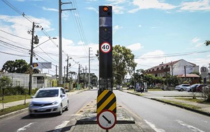 Radares deverão ter painel eletrônico e mostrar velocidade do veículo, prevê PL