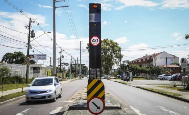 Radares deverão ter painel eletrônico e mostrar velocidade do veículo, prevê PL