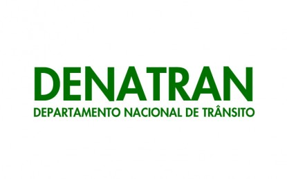 Romário pede que Denatran explique falta de acessibilidade em exames de direção