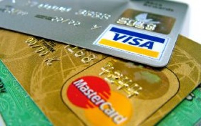 Motoristas estrangeiros poderão pagar multas com cartão de crédito